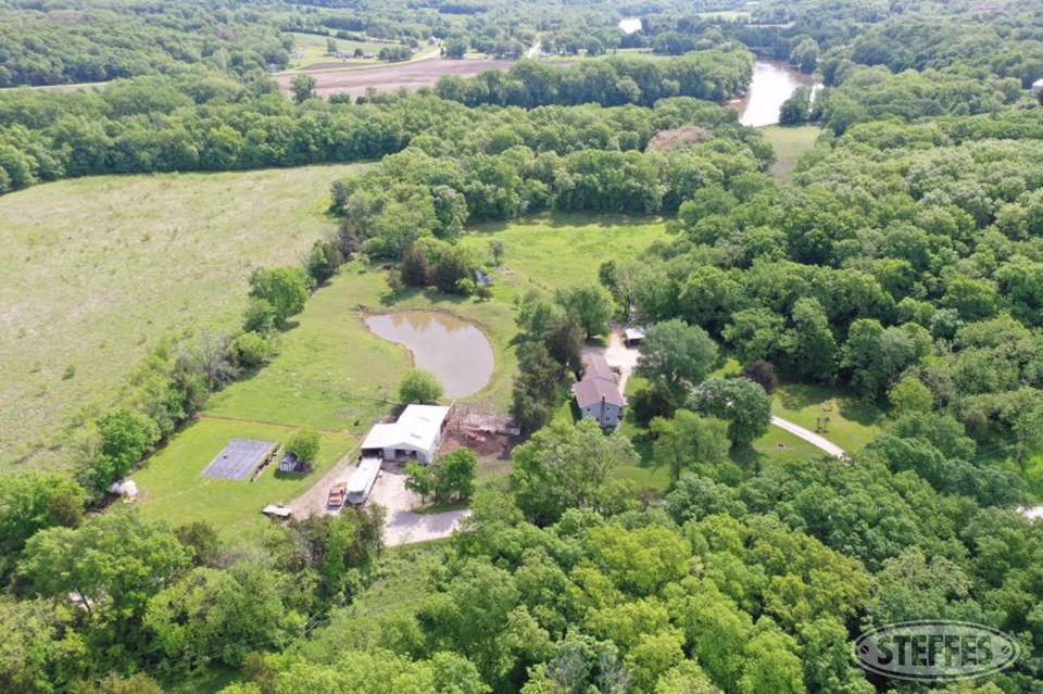 3265 Old Quarry Road, Wever, IA